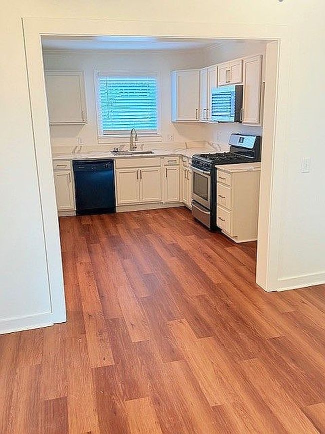 Photo of 728 Steele Blvd, Baton Rouge, LA
