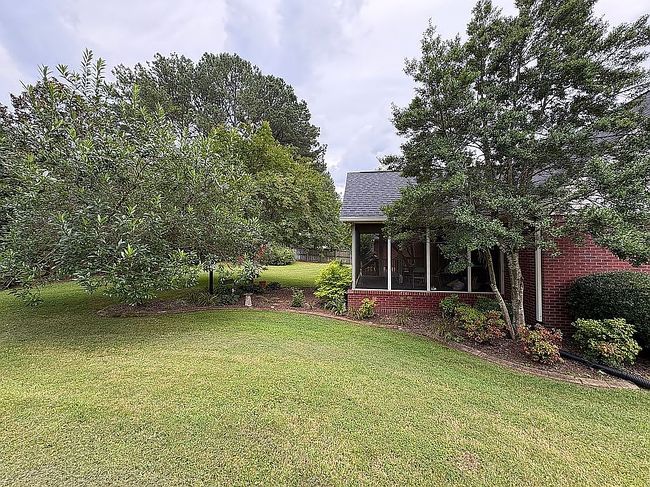 Additional photo 2 of property located at 1108 8th St Nw