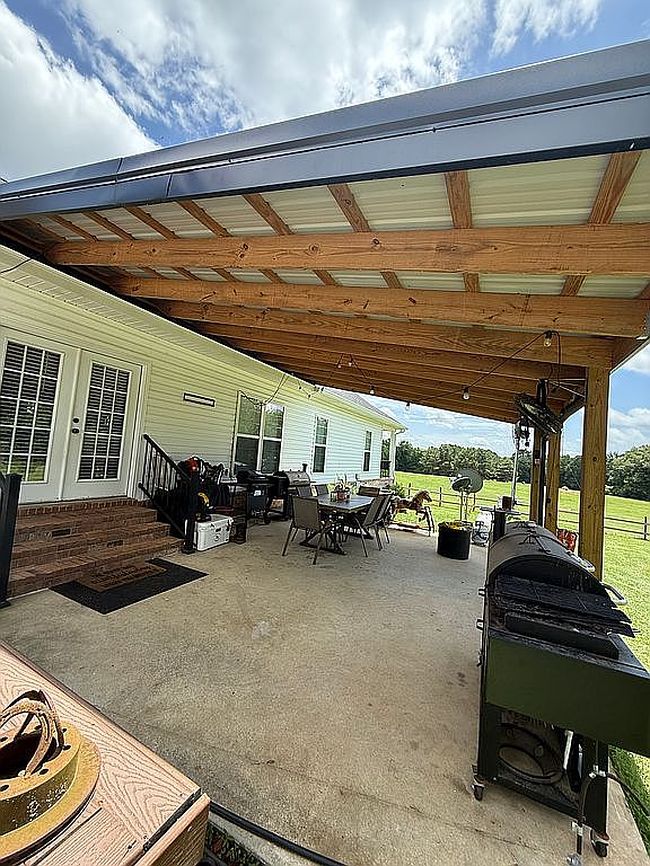Photo of 13383 Highway 105, Skipperville, AL