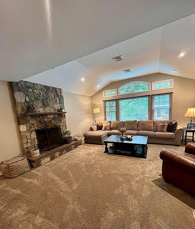 Photo of 51 Trommel Dr, Mahwah, NJ