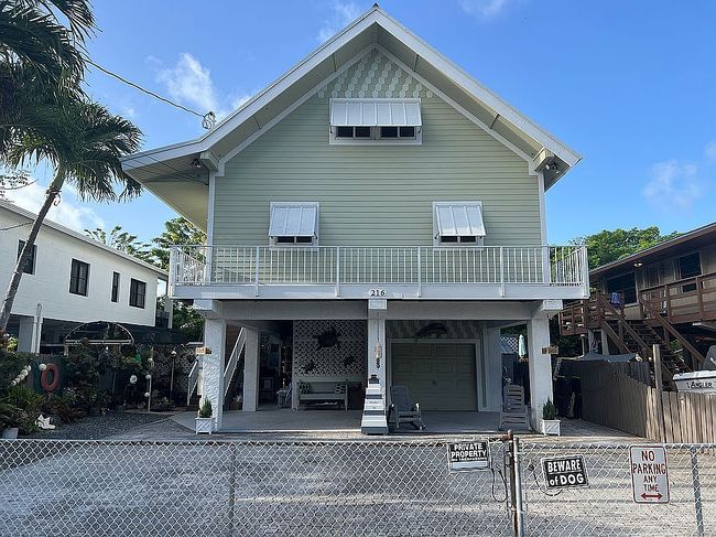 Photo of 216 Pearl Ave