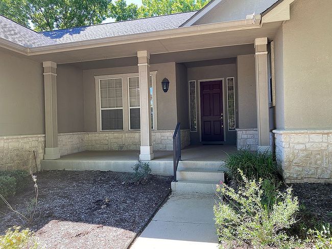 Photo of 196 Whispering Wind Dr, Georgetown, TX