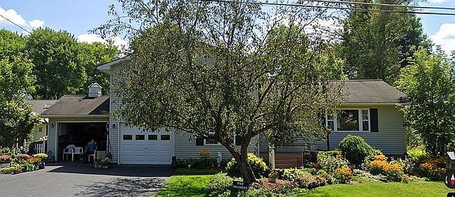 Image of 12441 Walnut Dr