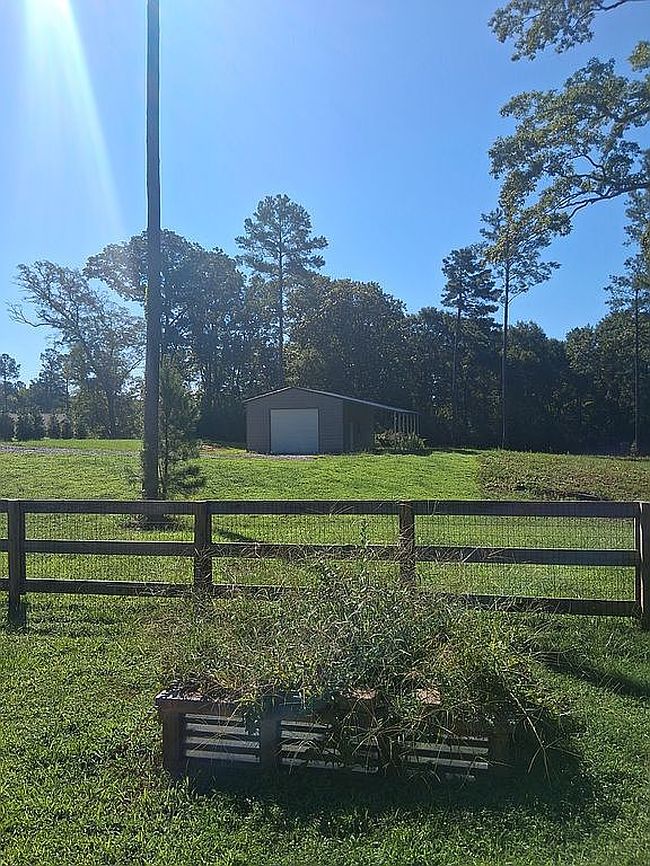 Photo of 4214 S Highway 29
