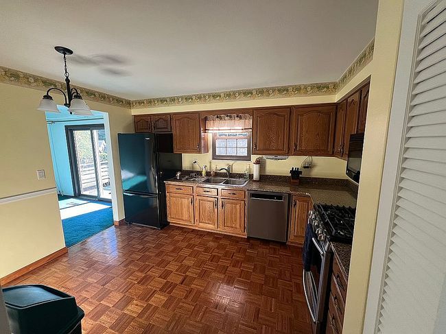 Photo of 7719 Myrtlewood Dr, Belleville, IL