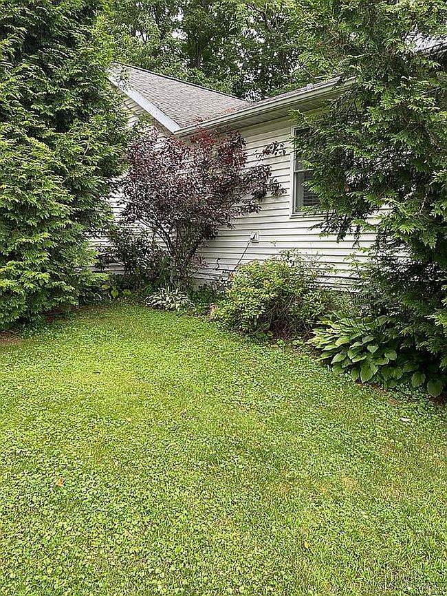 Photo of 1927 Bennett Rd, Watkins Glen, NY