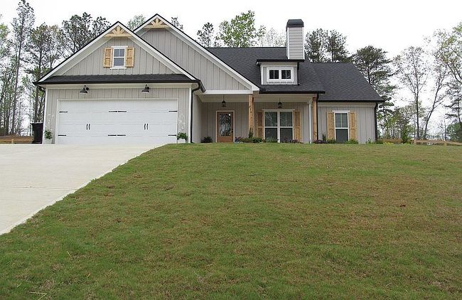 Photo of 516 Barnwood Dr, Rockmart, GA