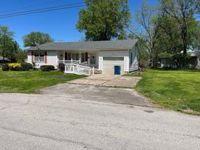 Additional photo of property located at 202 W 3rd St