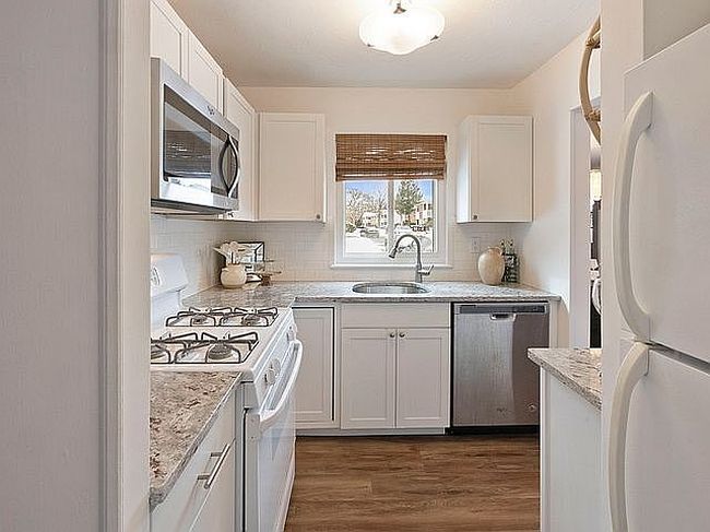 Preview of property located at 71 Adams Rd Apt 1G