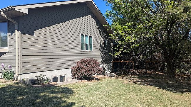 Image of 71968 Cornhusker Dr