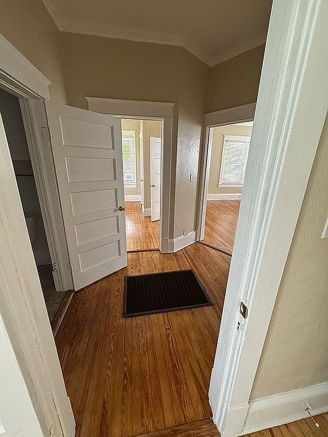 Image of 3902 W Wilson St