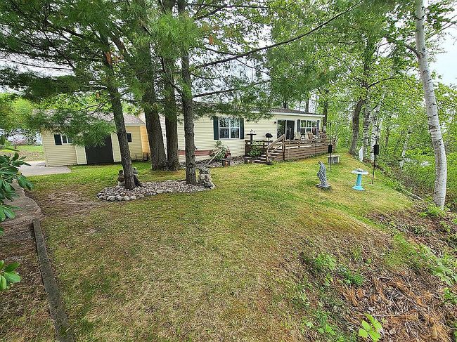 Photo of 7400-60 Lakeview Dr, Charlevoix, MI