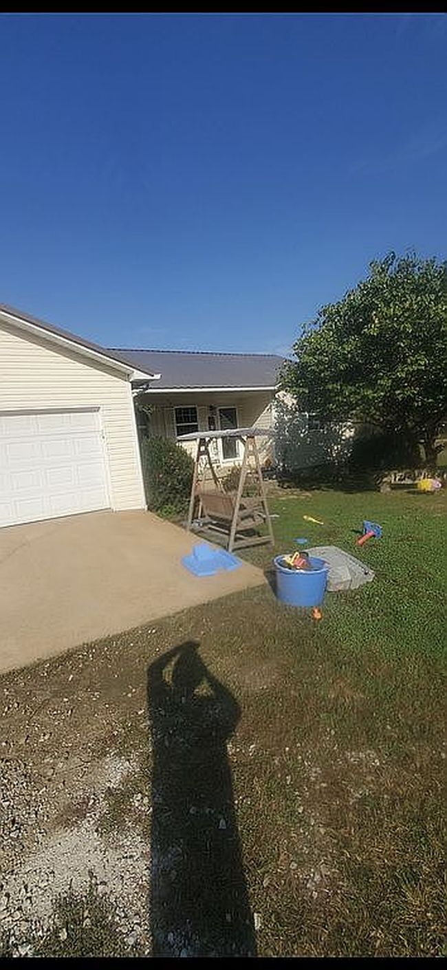 Photo of 8305 County Road 5110, West Plains, MO