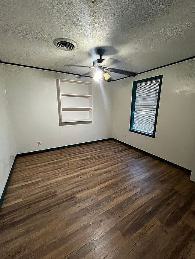 Additional photo 2 of property located at 1205 Tulane St