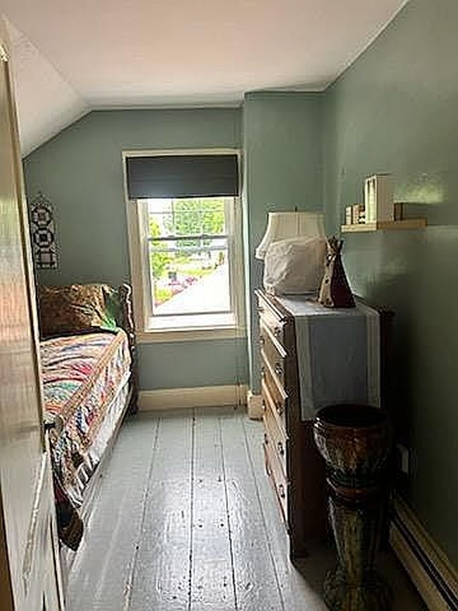 Image of 46 Main St