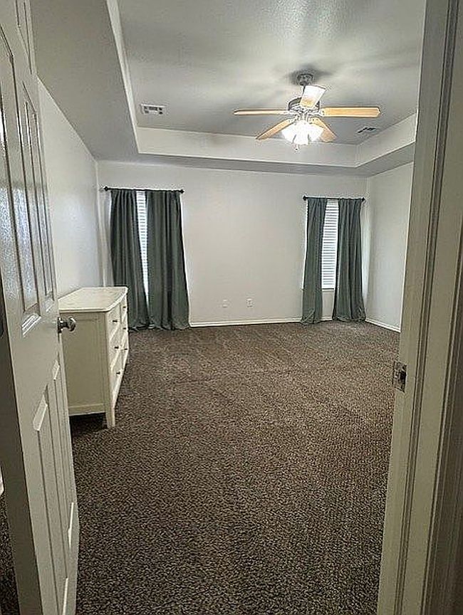 Image of 11725 S Vine Pl