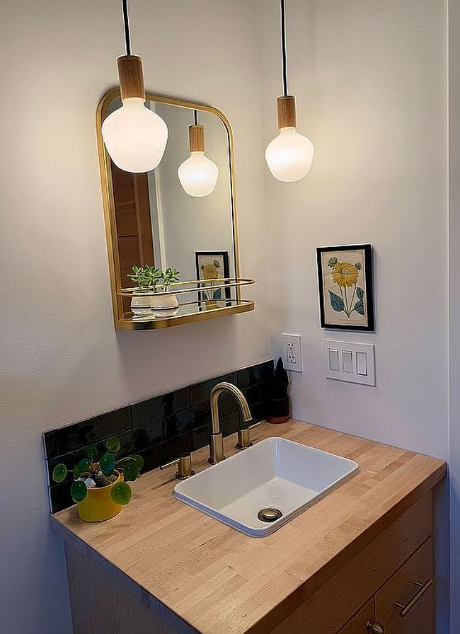 Additional photo 2 of property located at 210 Pace Ave