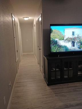 Image of 736 Ne 26th Ter