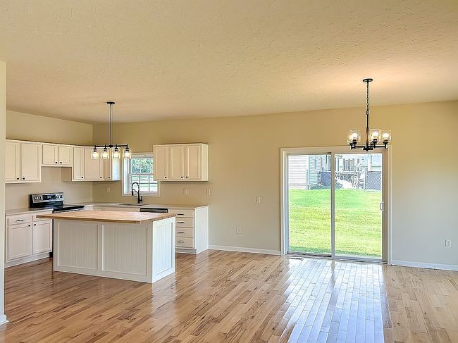 Photo of 7788 Outer Lincoln Ave, Newburgh, IN