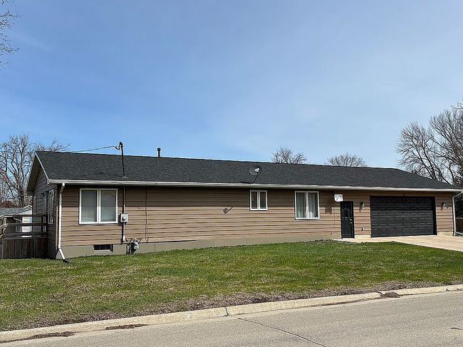 Image of 700 N Montgomery Ave