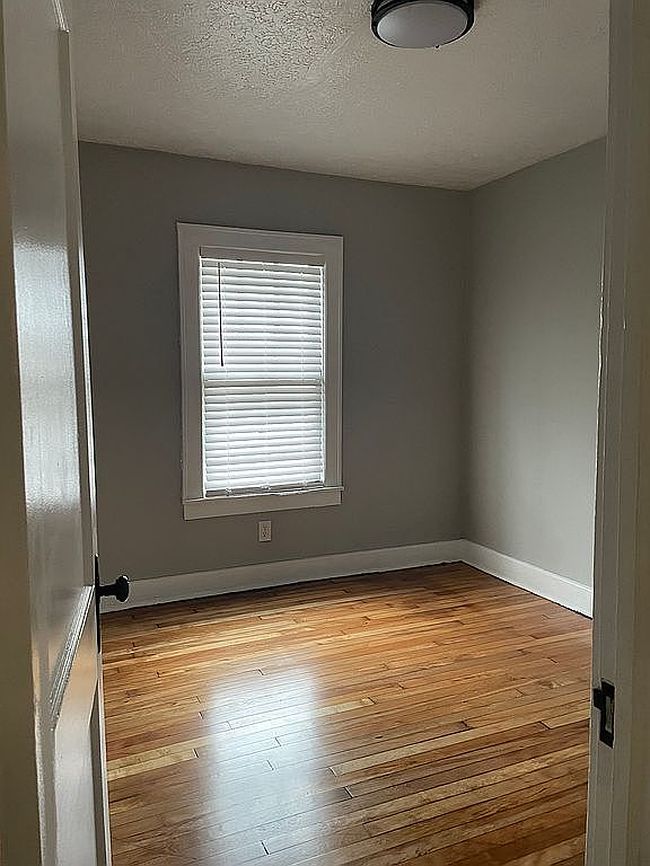 Image of 426 S Main St