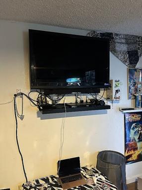 Additional photo 2 of property located at 4757 N Woodrow Ave Unit 106