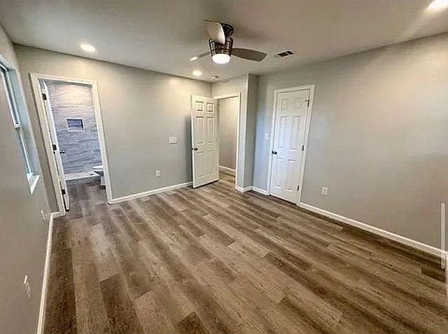 Image of 2422 Scott Rd