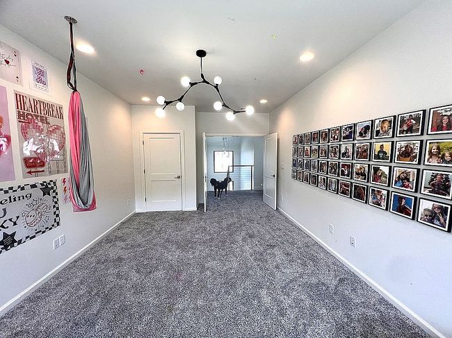 Image of 10321 S Gary Pl