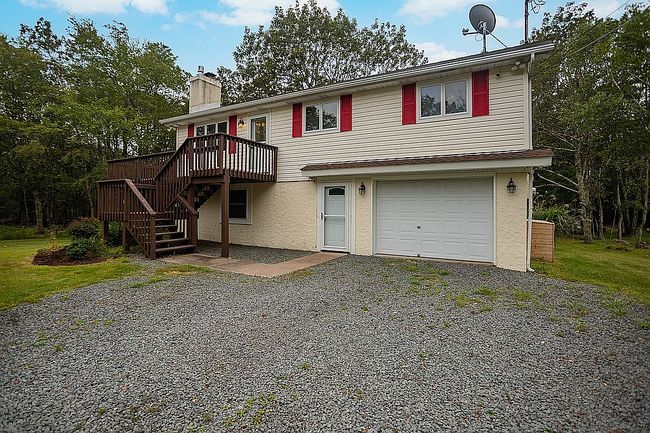 Photo of 2205 Marquette Dr, Blakeslee, PA