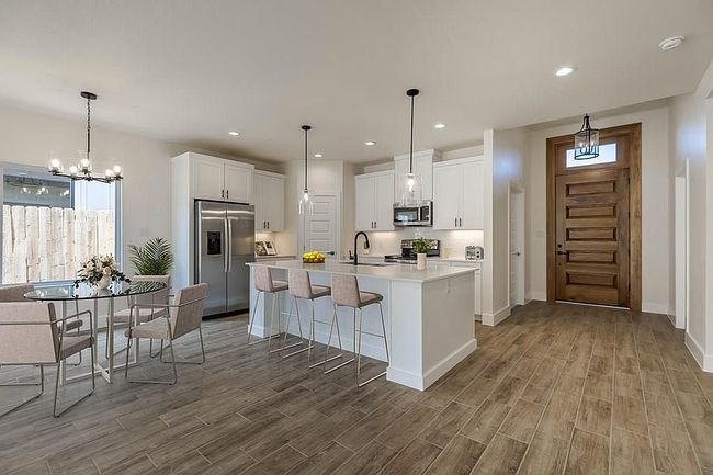 705 Wedgewood Ln, Fredericksburg, TX