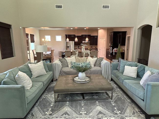 Photo of 18253 W Thistle Landing Dr, Goodyear, AZ