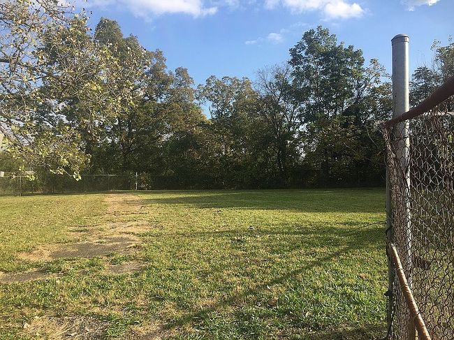 Photo of 1620 Arkadelphia Rd W, Birmingham, AL