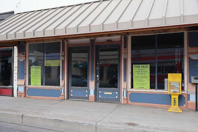 Image of 302 N Bullard St