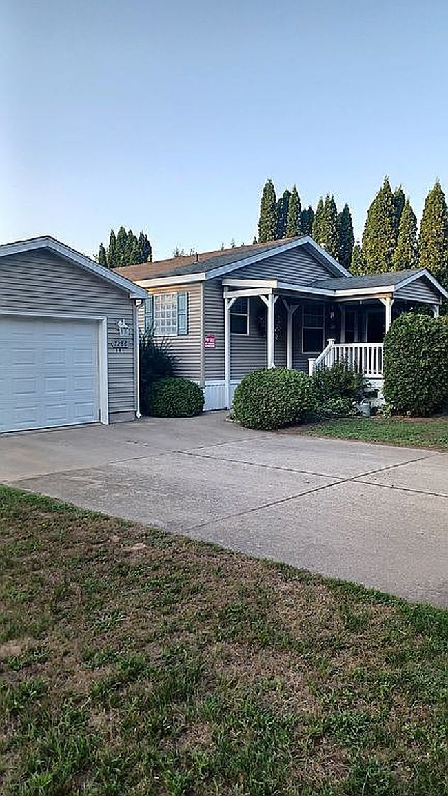 Photo of 7286 Kildeer Ln #381, Ludington, MI