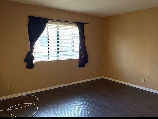 Photo of 29 S Vinedo Ave Apt 4, Pasadena, CA