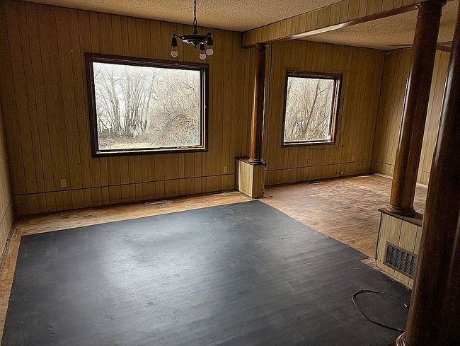 Image of 110 1st St Ne