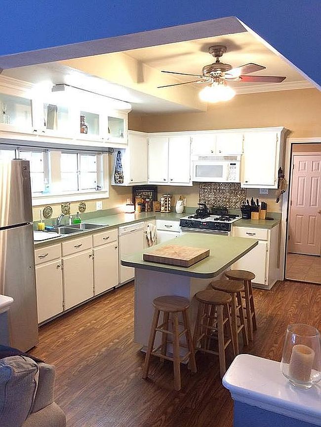 Image of 110 Chenet Ave