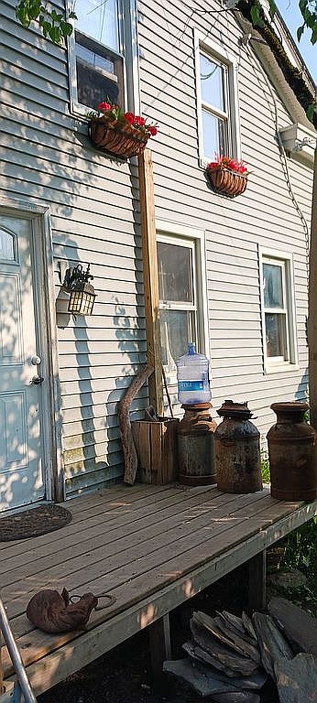 Image of 9116 Main St #Es