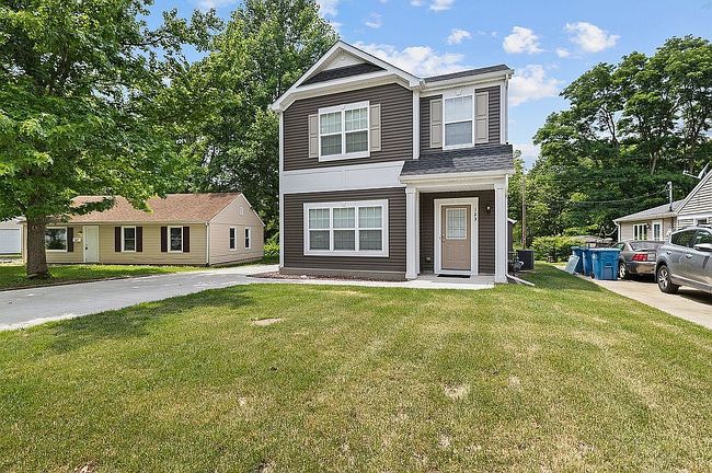 Photo of 123 Henderlong Pkwy, Crown Point, IN