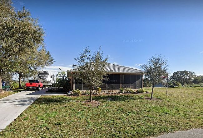 Additional photo 3 of property located at 1121 River Rd