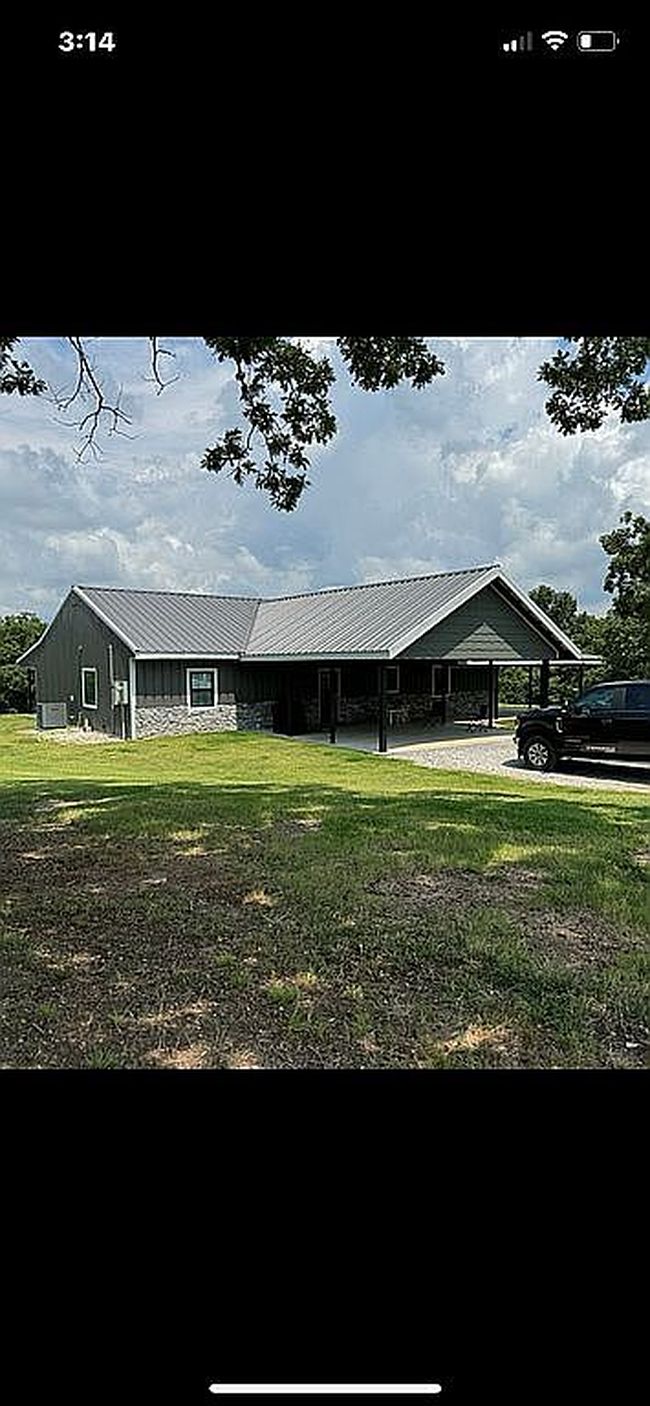 Image of 6047 N Central Ave