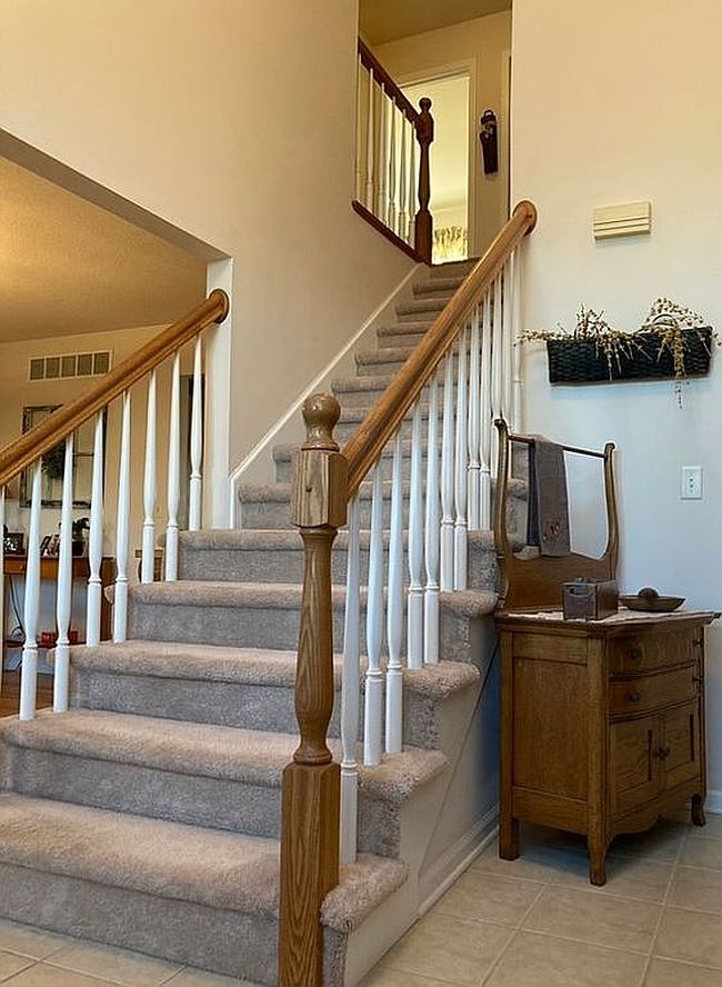 Photo of 18 Meadowview Est, Mattoon, IL