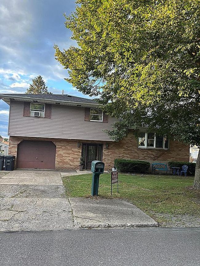 Photo of 161 Dietrich Ave, Hazleton, PA