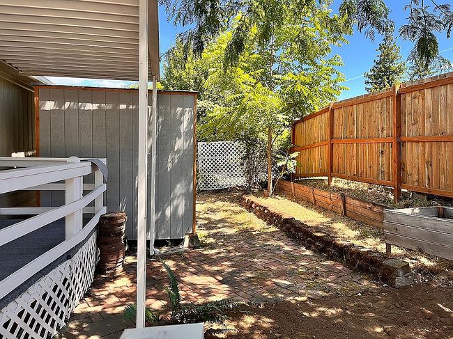 Photo of 30 Ne Mary Ann Ln, Roseburg, OR