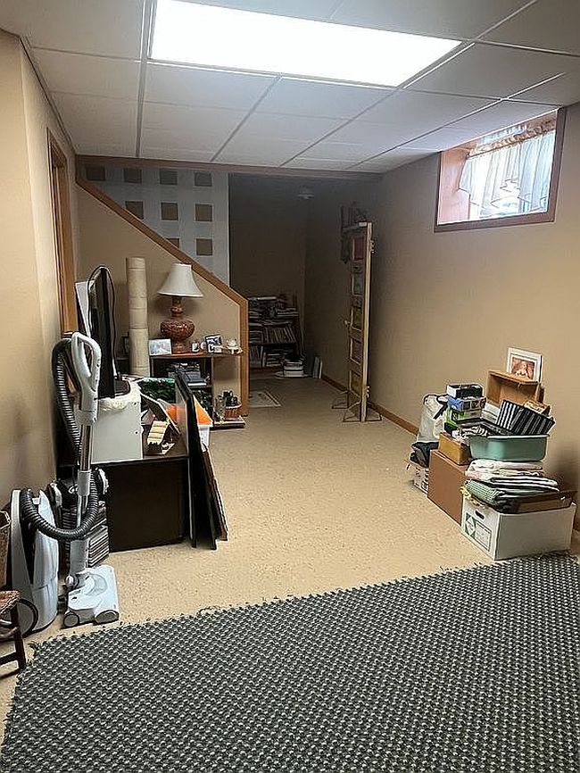 Photo of 1002 S 4th St, Parkston, SD