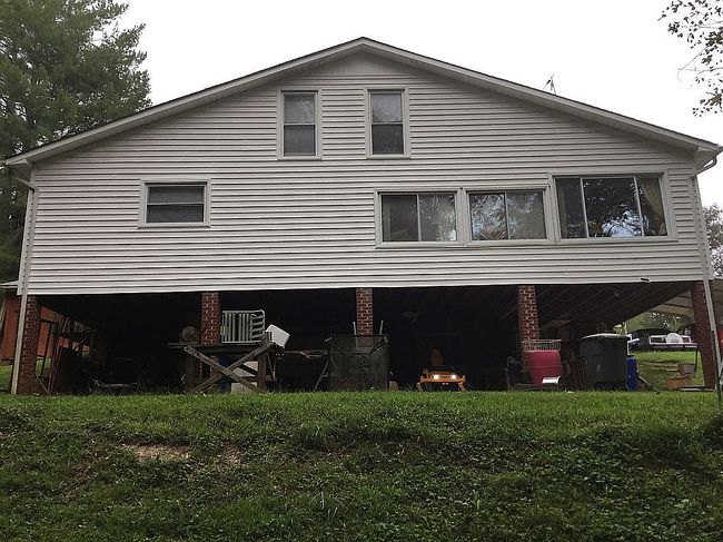 Image of 827 Saint Paul Church Rd