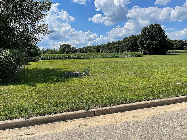 Photo of 10650 Biltmore Ln, Portage, MI