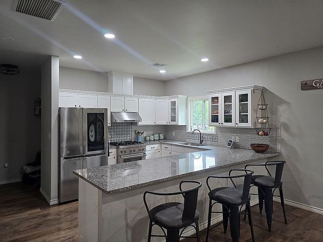 Photo of 705 John St, Morgan, TX