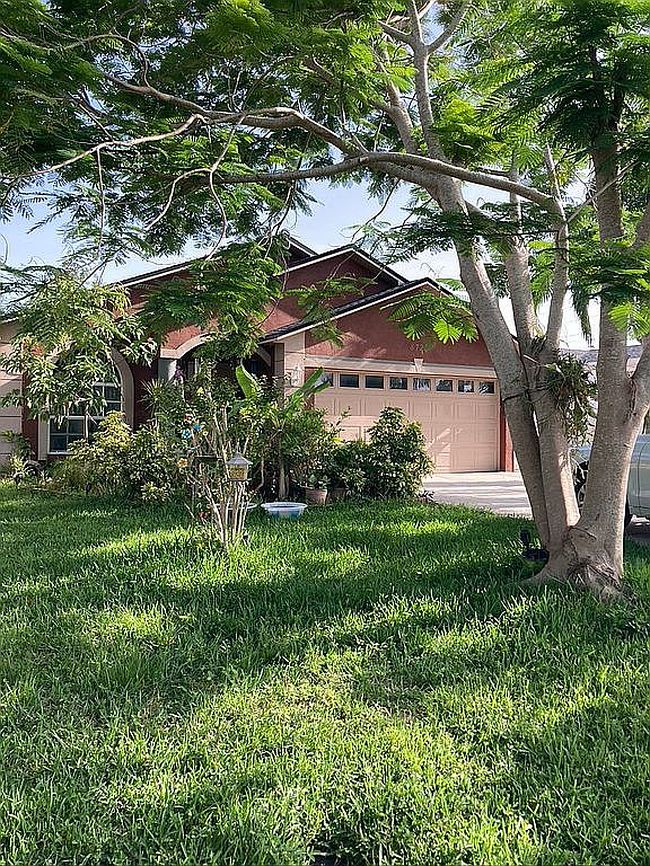 Image of 8722 Mayflower Rd