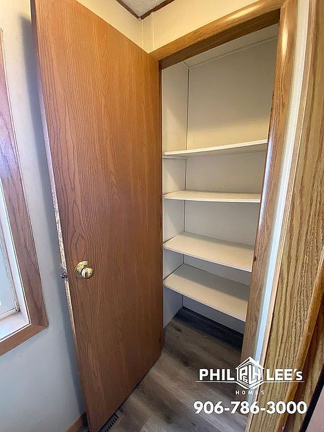 Preview of property located at 1401 N 23rd St Trailer 25